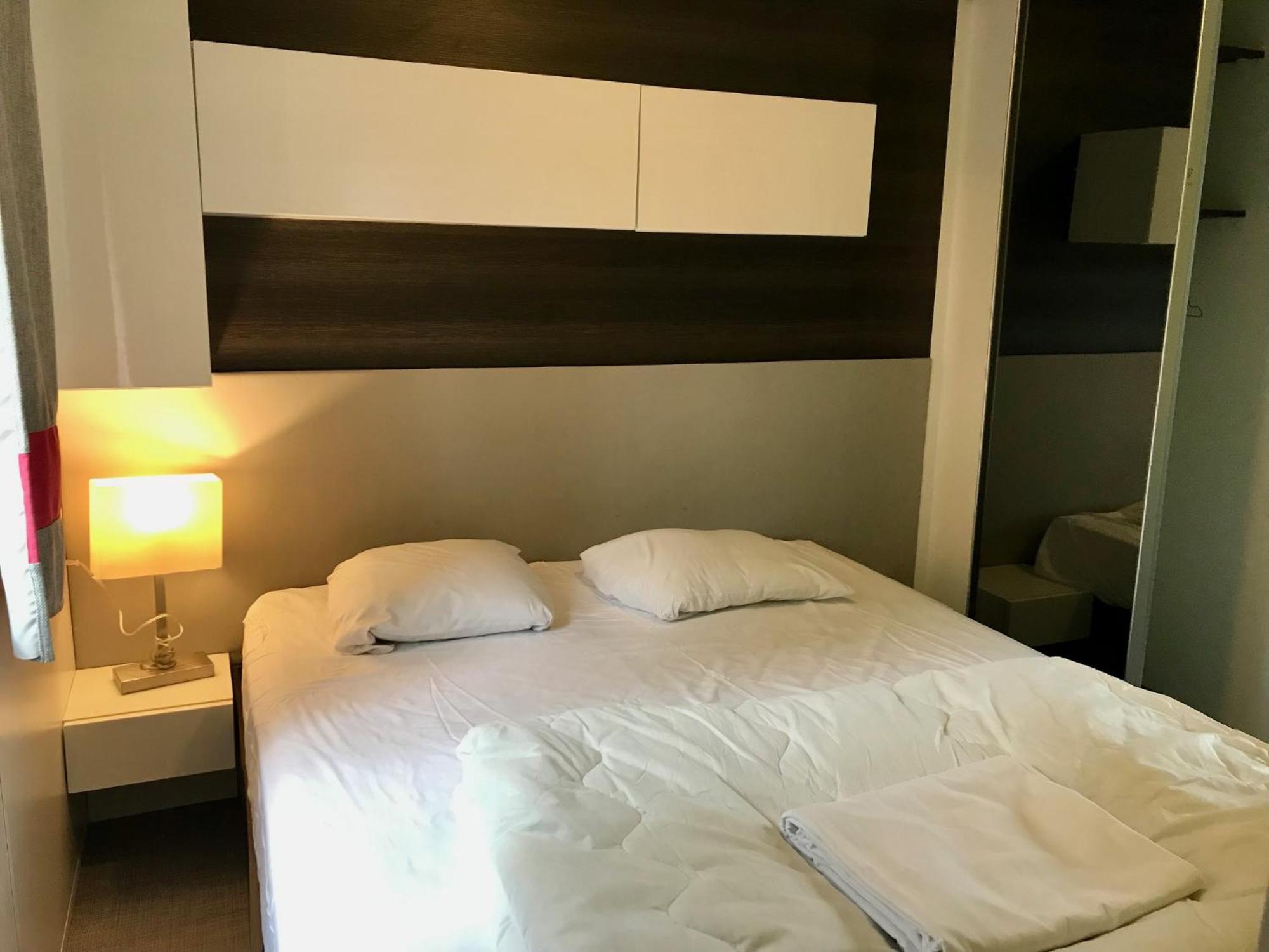 Nouvel Horizon Guest Center Landes Hostel วิเยอซ์-บูโก-เลส์-แบ็งส์ ภายนอก รูปภาพ