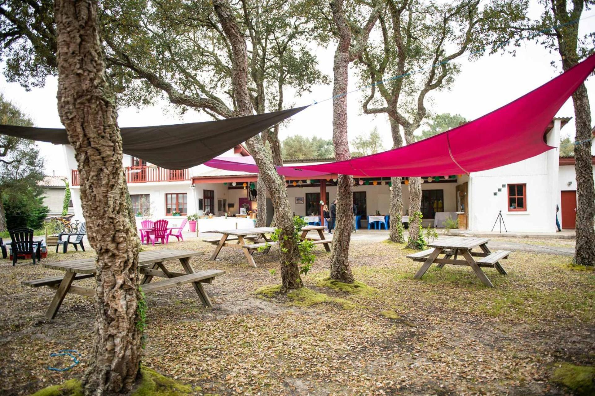 Nouvel Horizon Guest Center Landes Hostel วิเยอซ์-บูโก-เลส์-แบ็งส์ ภายนอก รูปภาพ